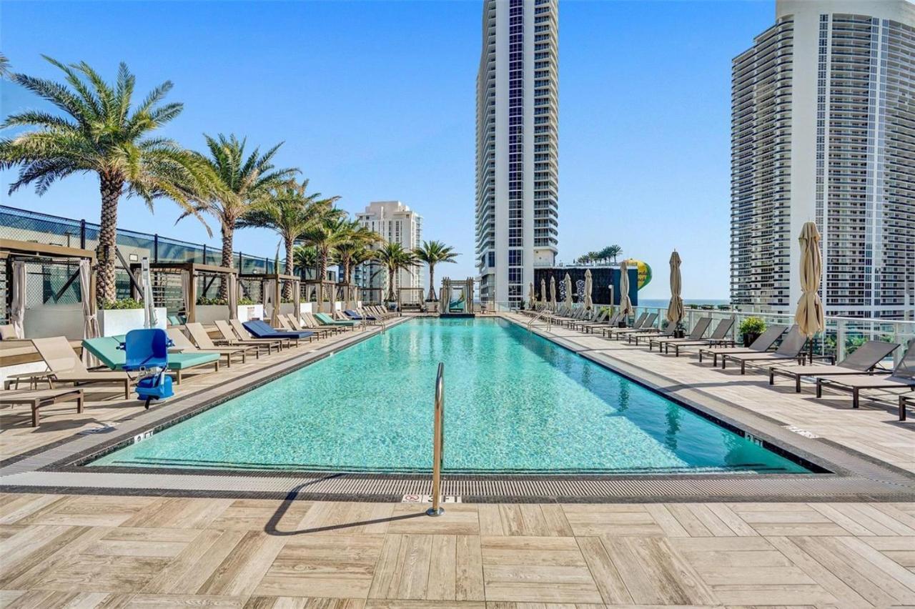 Hyde House - Luxury Waterfront 2Br 2Ba Apartment Suite With Direct Ocean View, Roof Top Pool, Resort Amenities ฮอลลีวูด ภายนอก รูปภาพ