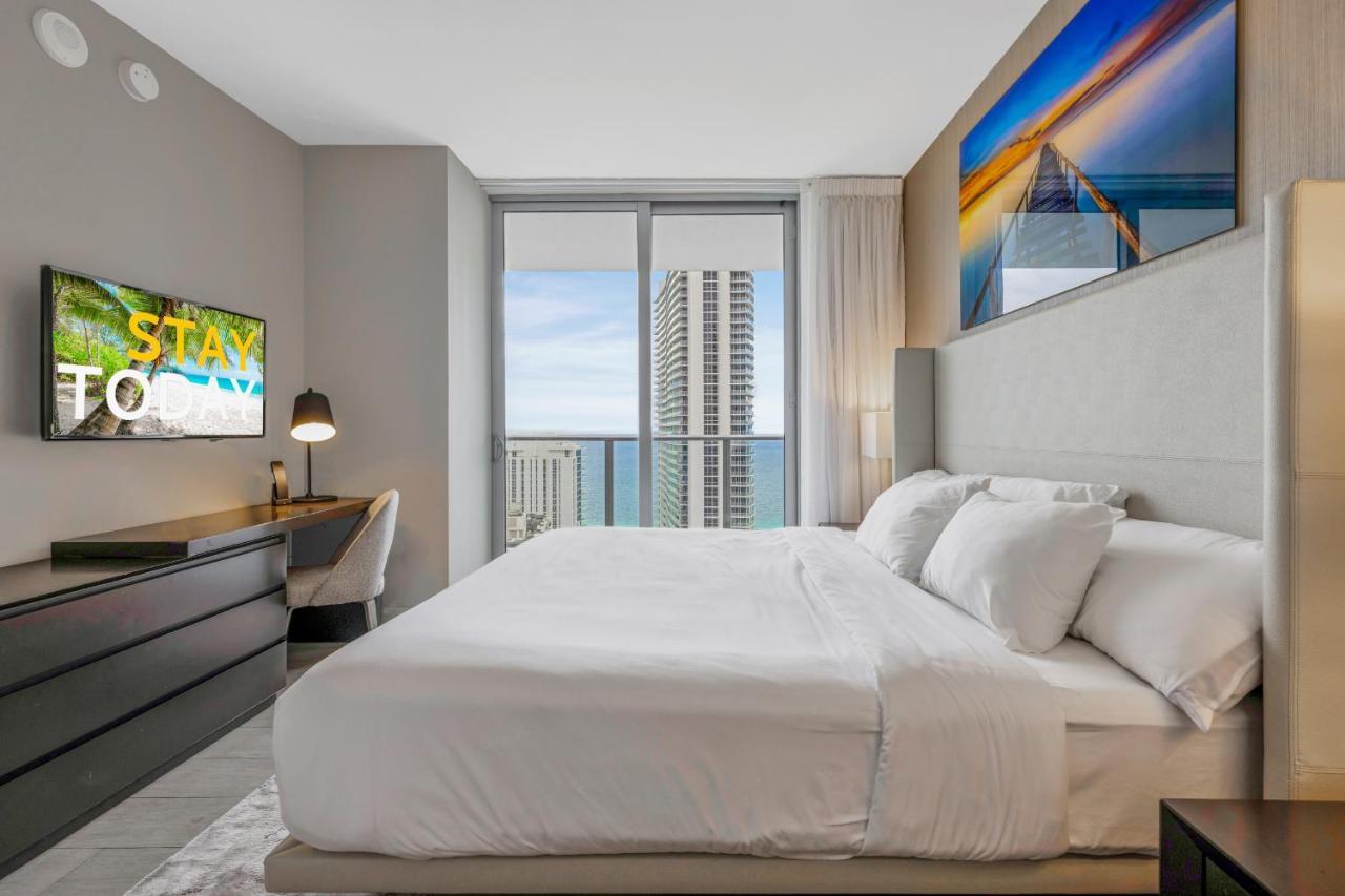 Hyde House - Luxury Waterfront 2Br 2Ba Apartment Suite With Direct Ocean View, Roof Top Pool, Resort Amenities ฮอลลีวูด ภายนอก รูปภาพ