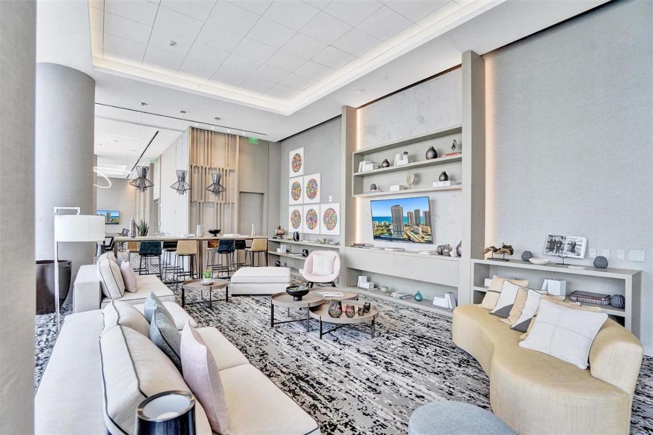 Hyde House - Luxury Waterfront 2Br 2Ba Apartment Suite With Direct Ocean View, Roof Top Pool, Resort Amenities ฮอลลีวูด ภายนอก รูปภาพ